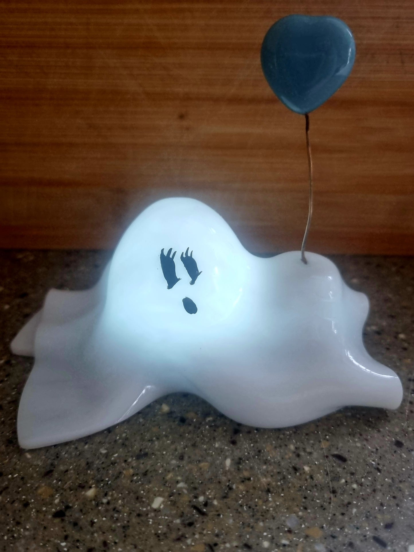 Ghost with heart balloon 💙