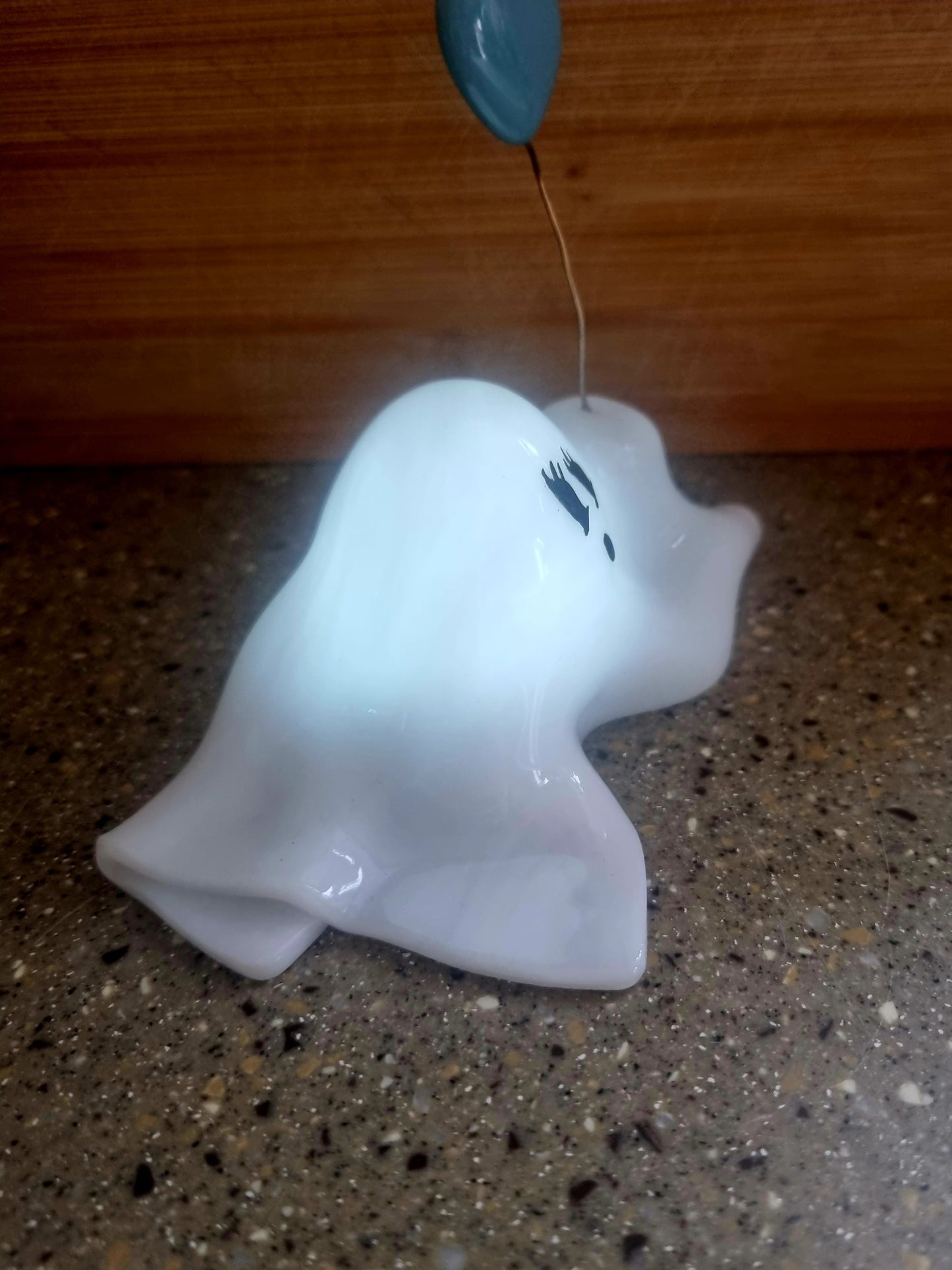 Ghost with heart balloon 💙